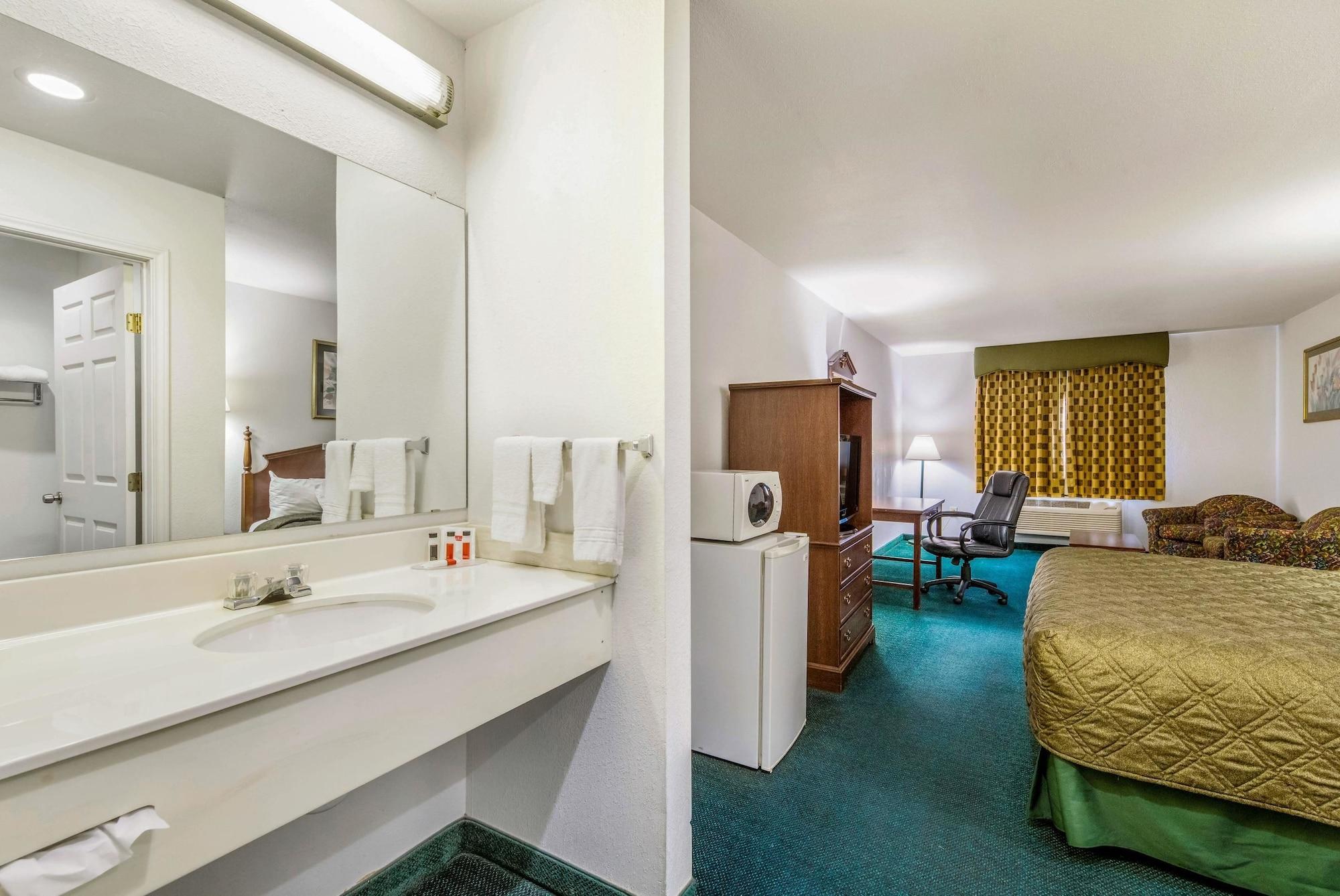 Rodeway Inn Декейтер Экстерьер фото